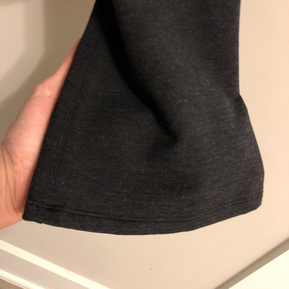 Lululemon Bell Long Sleeve Crop Top - Picture 4 of 7